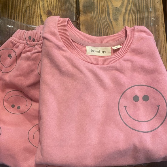 Indy And Pippa Smiley Sweatshirt Set Raspberry - Picture 2 of 4